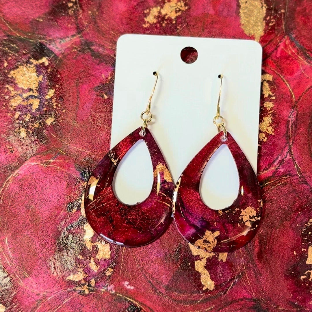 Signature Style Earring Box! July/August 2025