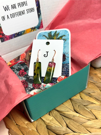 Signature Style Subscription Box! You Pick: April/May 2025