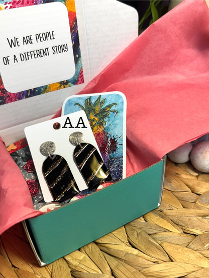 Signature Style Subscription Box! You Pick: April/May 2025