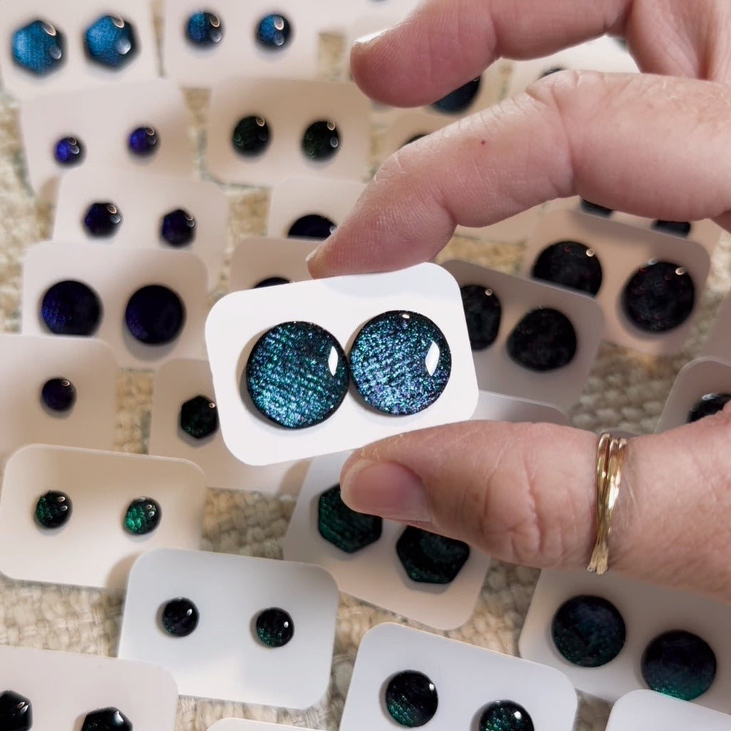 Narwal Prismatic Studs